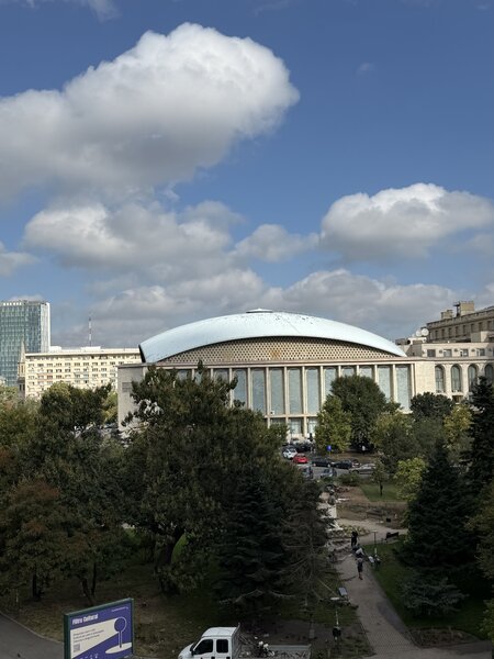 Sala Palatului (filatelie).